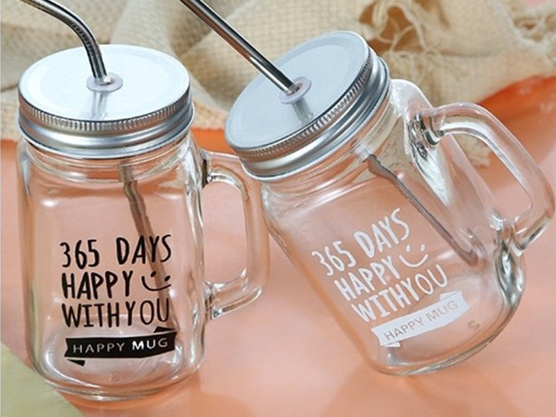 Mason Jar with Handle and Straw