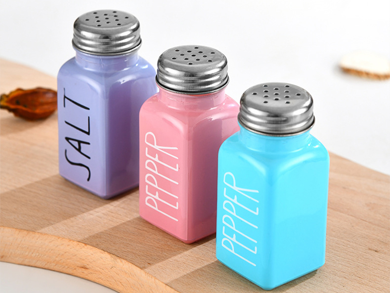 Spice Shaker Bottles