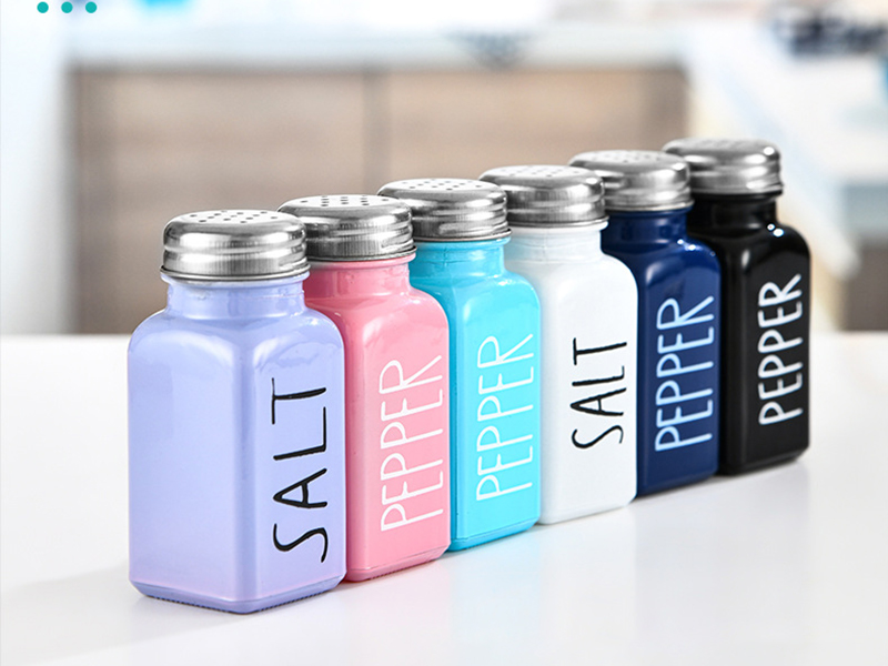 Spice Shaker Bottles